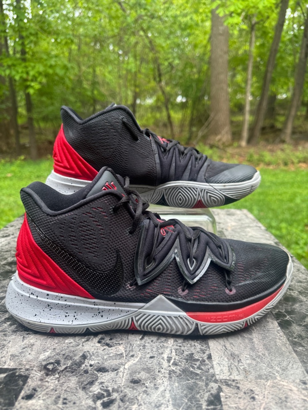 Size 10.5 - Nike Kyrie 5 Bred 2019